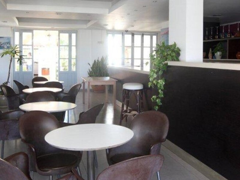 Captain Karas Apartments 20