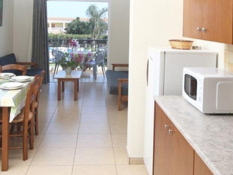 Captain Karas Apartments 34