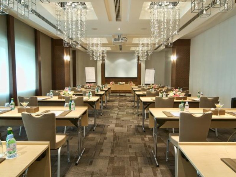 City Seasons Muscat 22