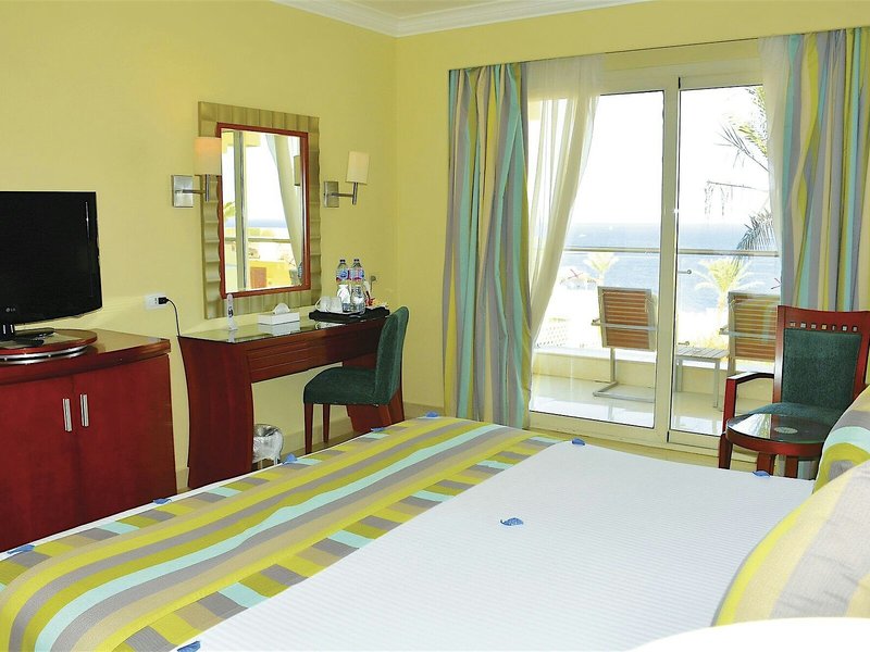 Xperience Sea Breeze Resort 32