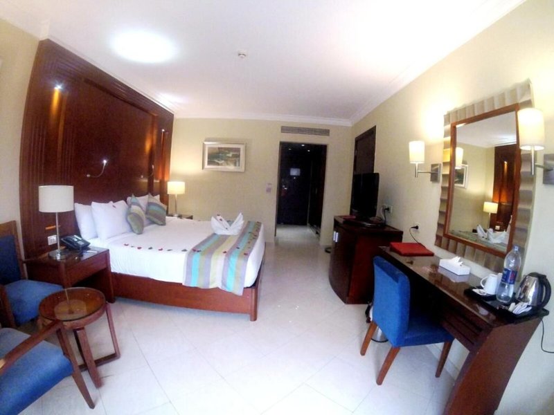 Xperience Sea Breeze Resort 44