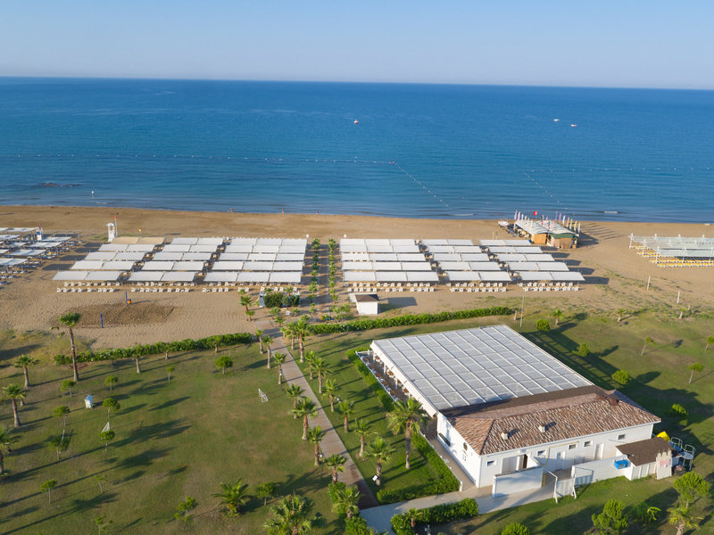 Royal Alhambra Palace 5 - Beach