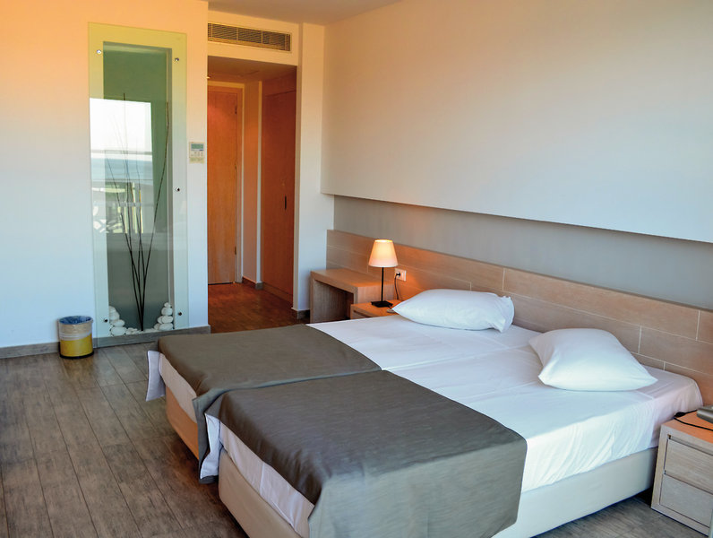 Akti Palace Resort & Spa 9