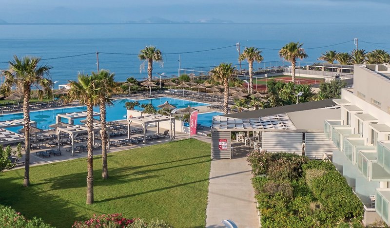 Akti Palace Resort & Spa 16