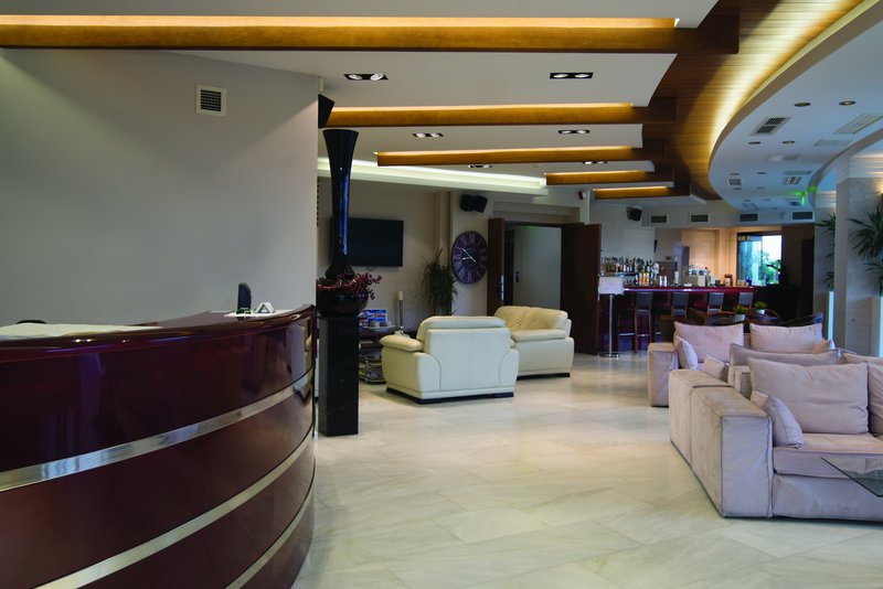 Cosmopolitan Hotel 3