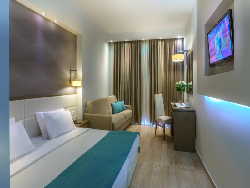 Cosmopolitan Hotel 11