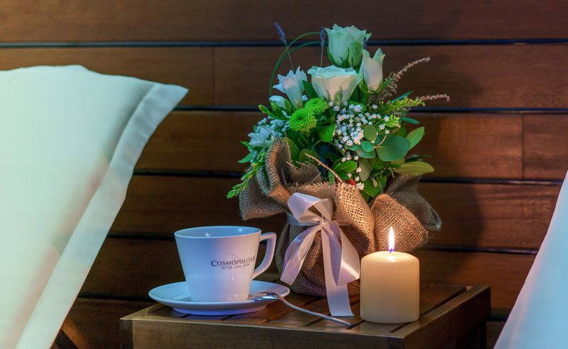 Cosmopolitan Hotel 85