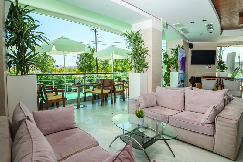 Cosmopolitan Hotel 4