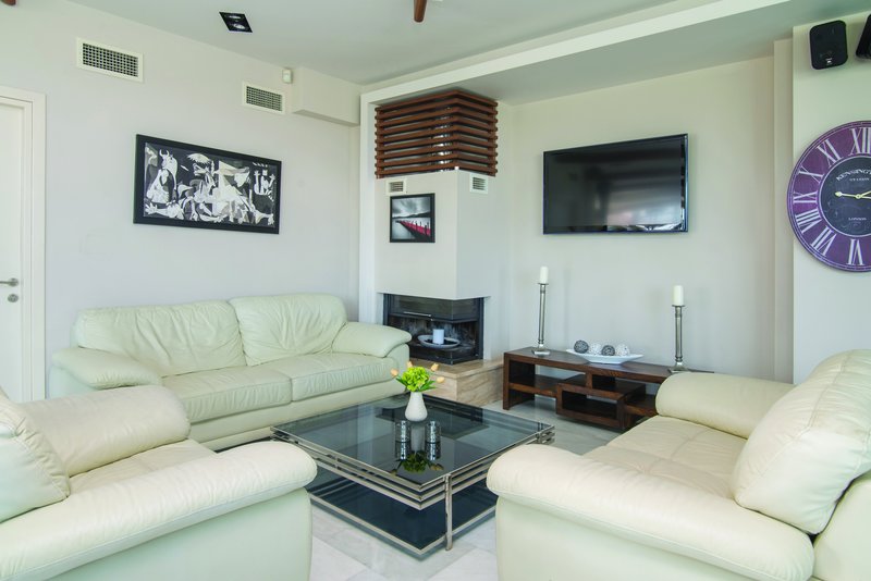 Cosmopolitan Hotel 5