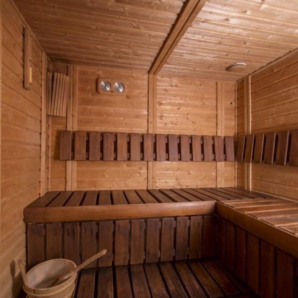 Cosmopolitan Hotel 3