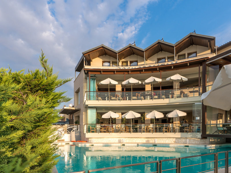 Cosmopolitan Hotel 1