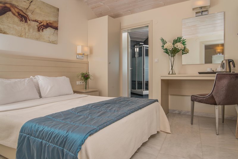 Cosmopolitan Hotel & Spa 11