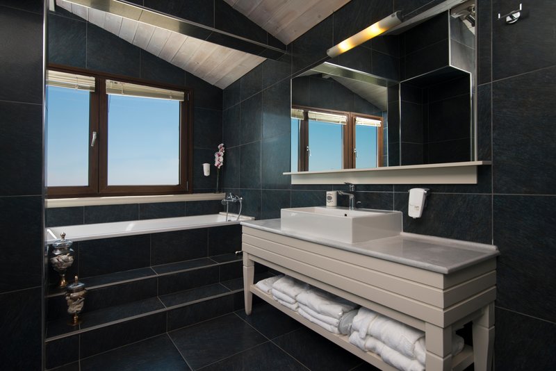 Cosmopolitan Hotel & Spa 15