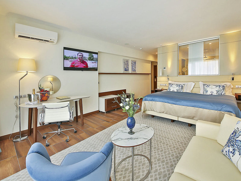 Maritim Hotel Paradise Blue Albena 5