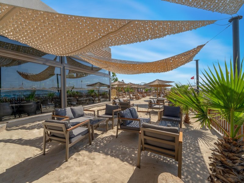 Delphin Imperial 13