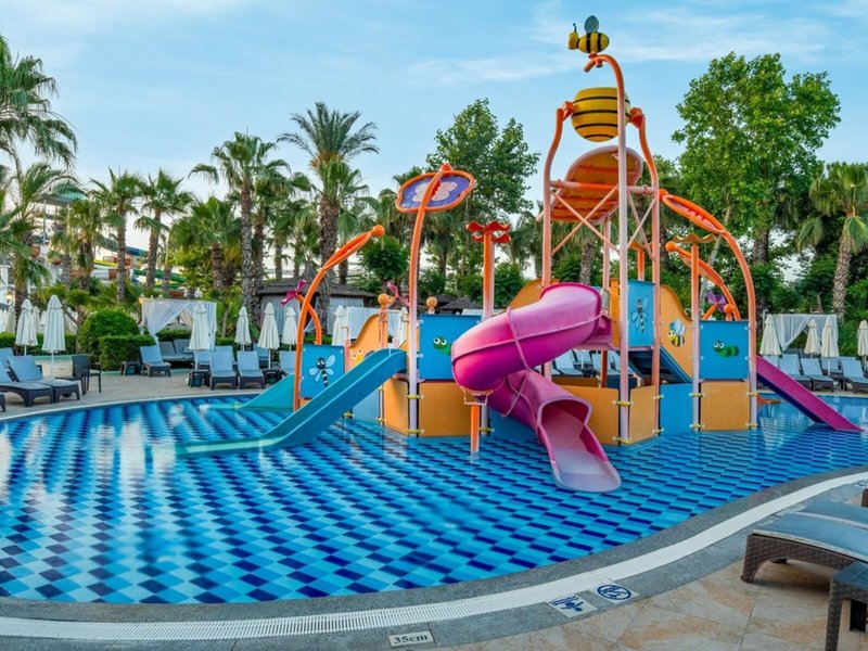 Delphin Imperial 22