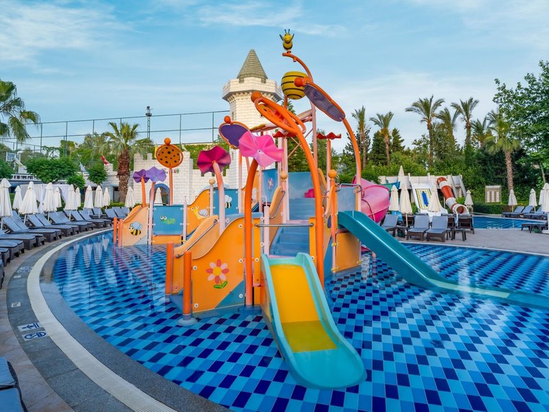 Delphin Imperial 26