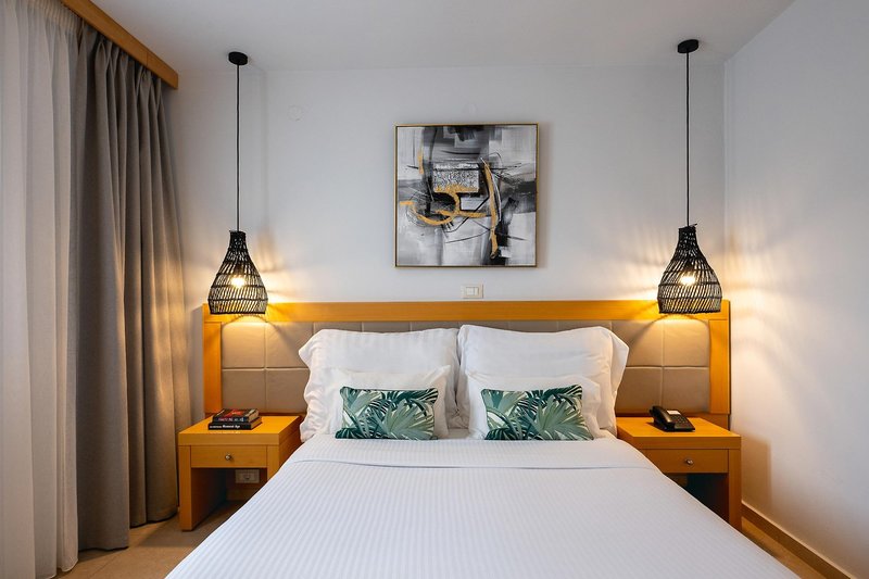 Ariadne Beach 7