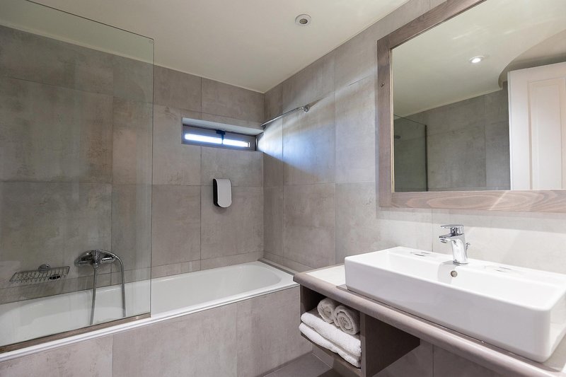 Ariadne Beach 21