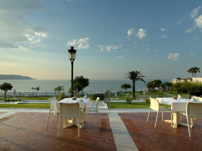 Parador de Nerja 1 - Exterior