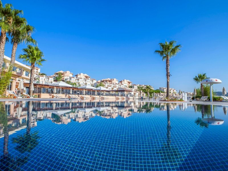 CLC Kusadasi Golf & Spa Resort 6 - Outdoor Pool