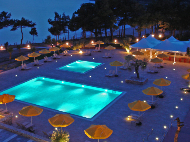 Royal Paradise Beach Resort & Spa 16 - Outdoor Pool