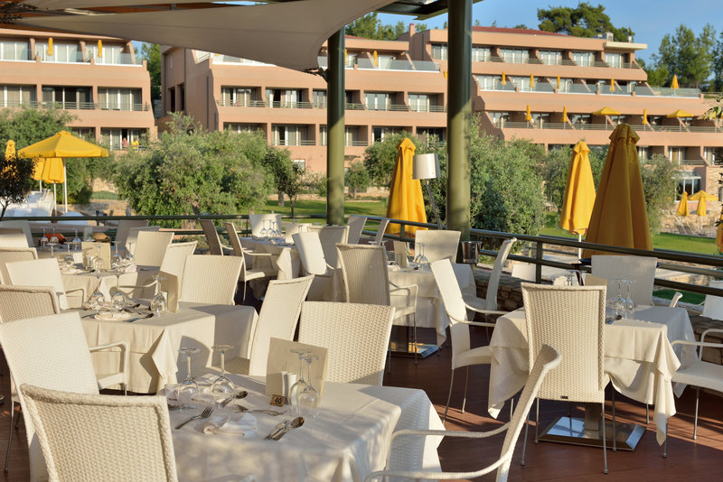 Royal Paradise Beach Resort & Spa 9