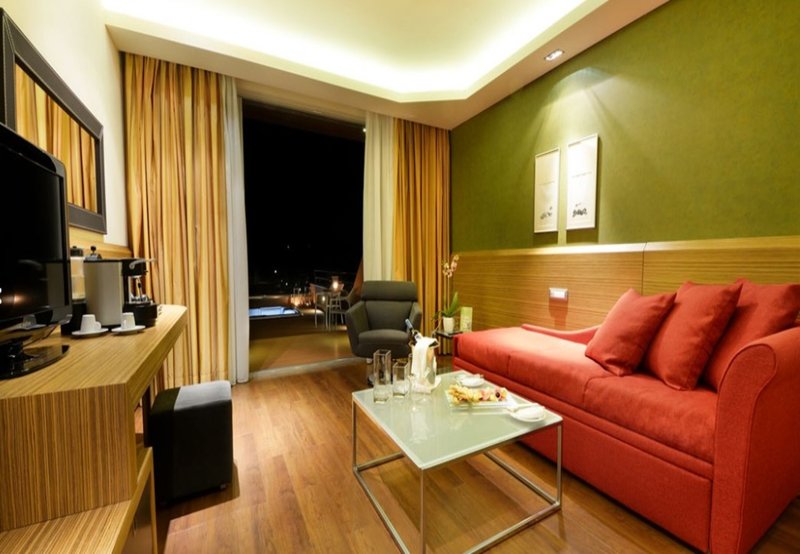 Royal Paradise Beach Resort & Spa 16