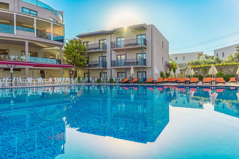 Bodrum Beach Resort 1