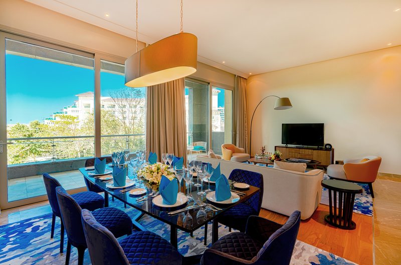 Rixos The Palm Hotel & Suites 12