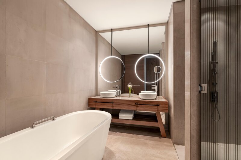 Rixos The Palm Hotel & Suites 16