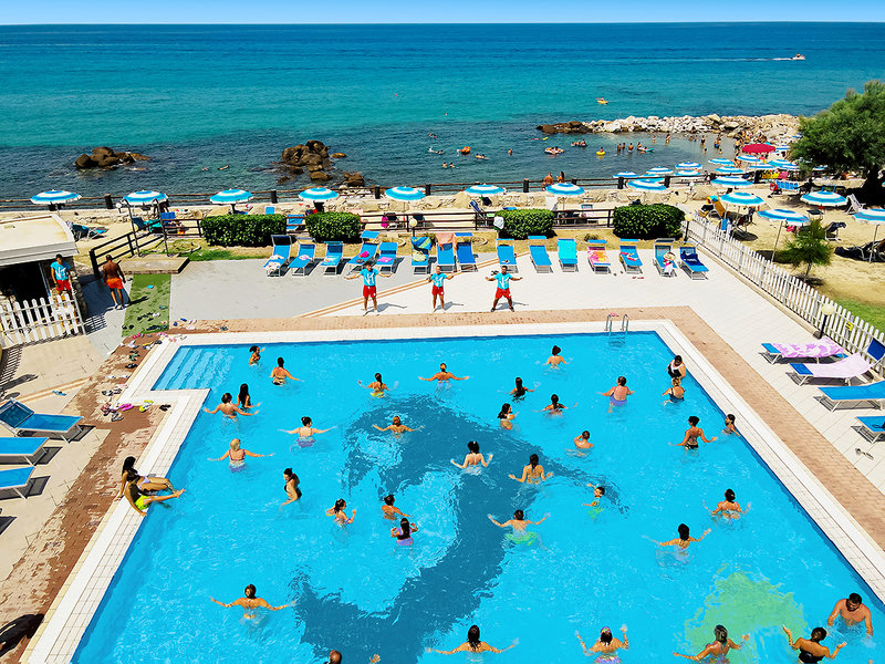 Villaggio Torre Ruffa Robinson 1