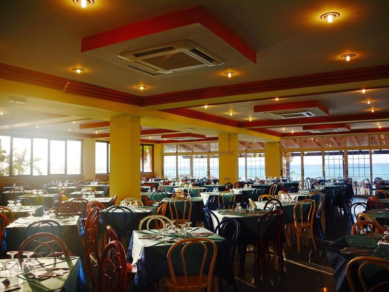 FV Hotels Baia Tropea Resort 8