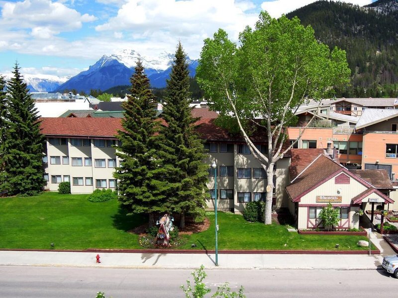 Peaks Hotel & Suites 5