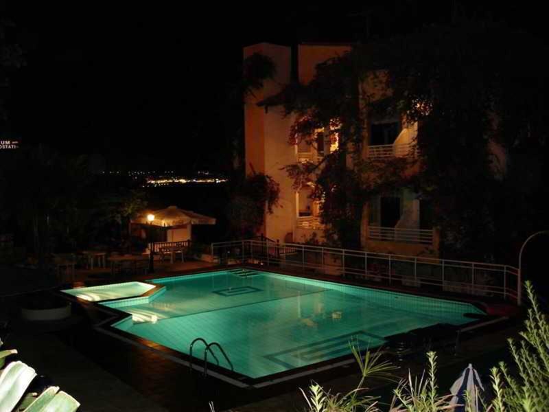 ILIOSTASI BEACH Apartments 14
