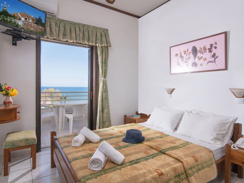 ILIOSTASI BEACH Apartments 29