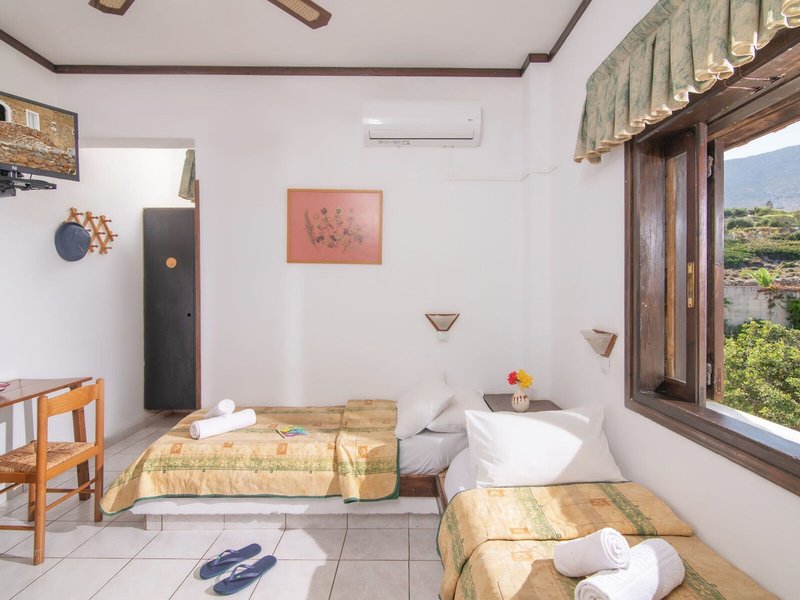 ILIOSTASI BEACH Apartments 37