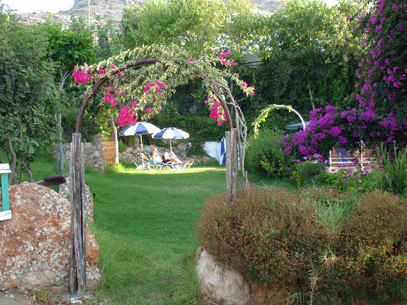 ILIOSTASI BEACH Apartments 11