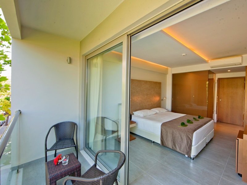 Oktober Downtown Boutique Hotel 22