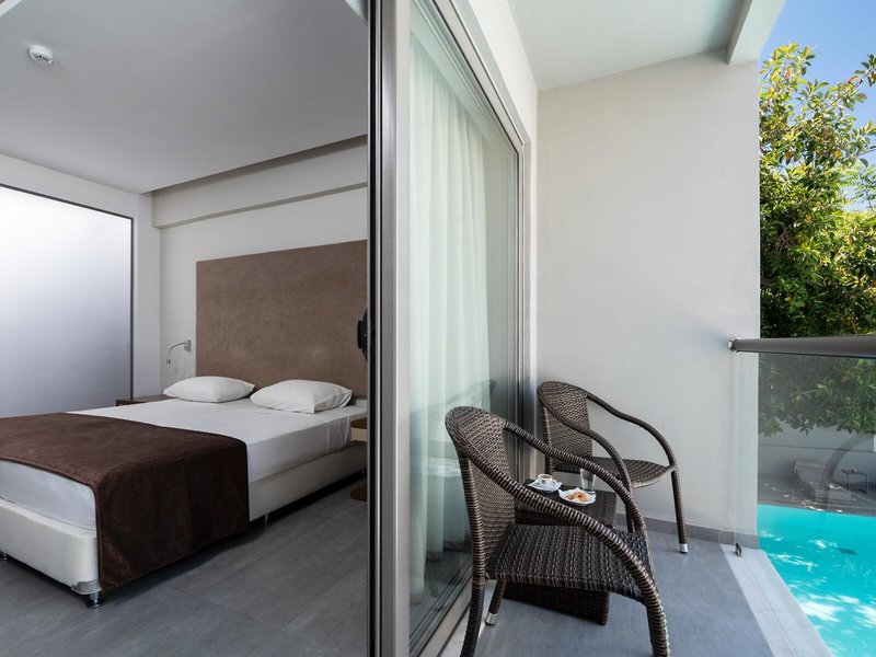 Oktober Downtown Boutique Hotel 25