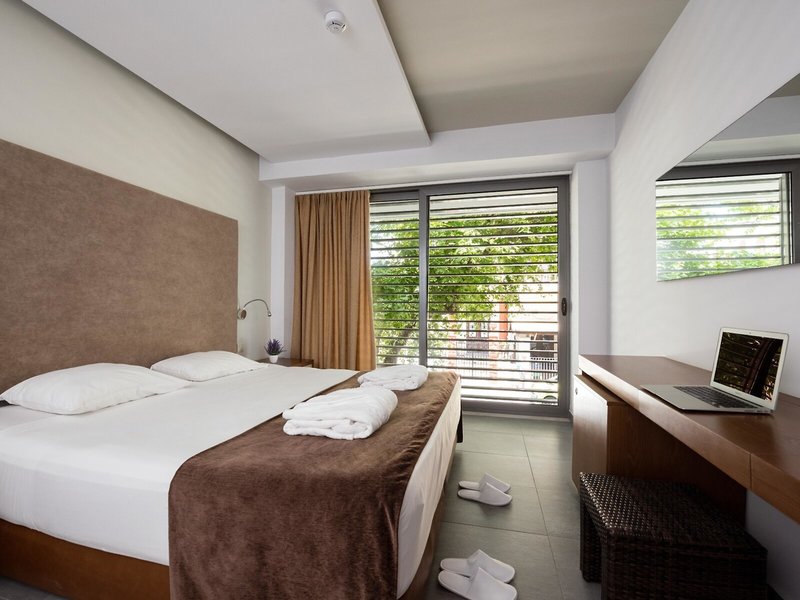 Oktober Downtown Boutique Hotel 29