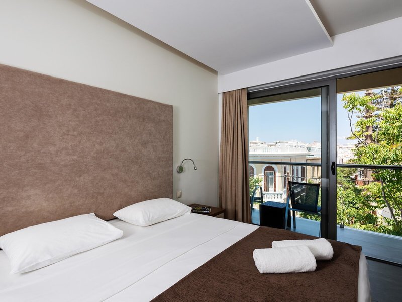 Oktober Downtown Boutique Hotel 30