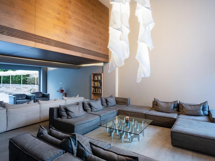 Oktober Downtown Boutique Hotel 2