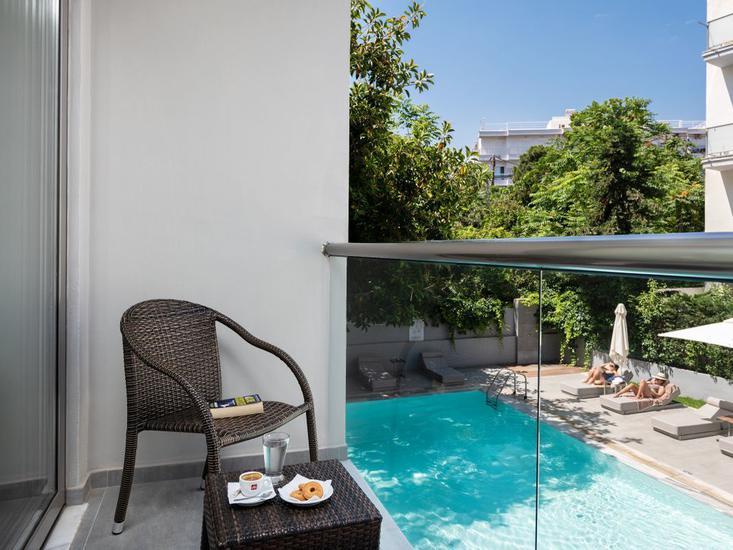 Oktober Downtown Boutique Hotel 7