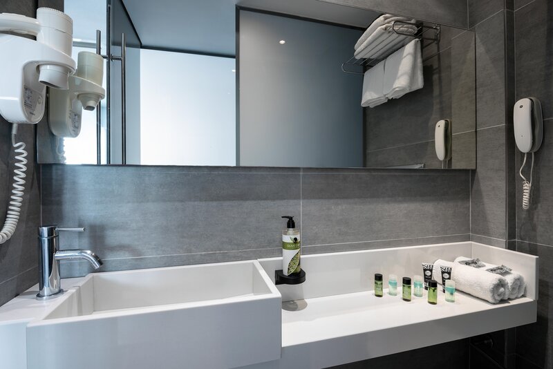 Oktober Downtown Boutique Hotel 21