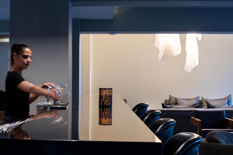 Oktober Downtown Boutique Hotel 10