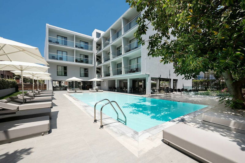 Oktober Downtown Boutique Hotel 2