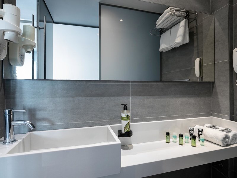 Oktober Downtown Rooms 27