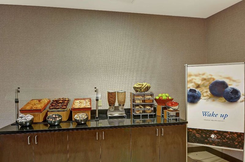 DoubleTree by Hilton Hotel Baton Rouge