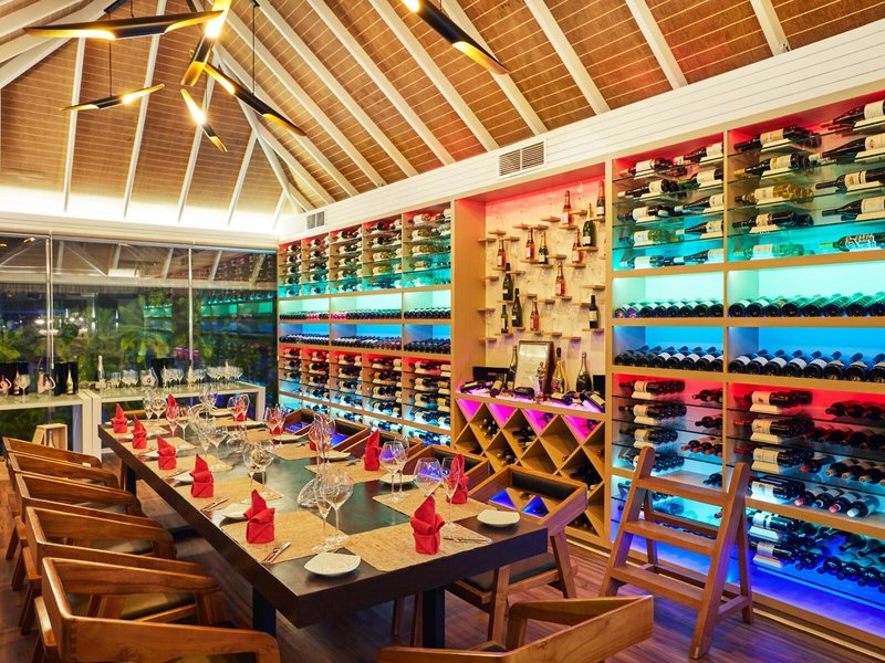 Sun Aqua Vilu Reef 48